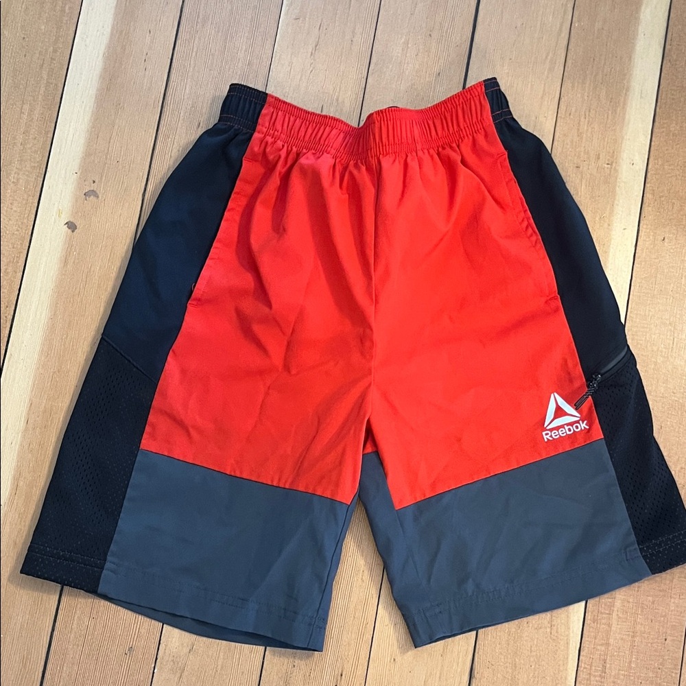 Boys size Medium Activewear Bundle! - Picture 9 of 11